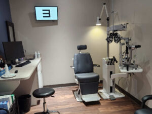 Louisville Eye Doctor Exam